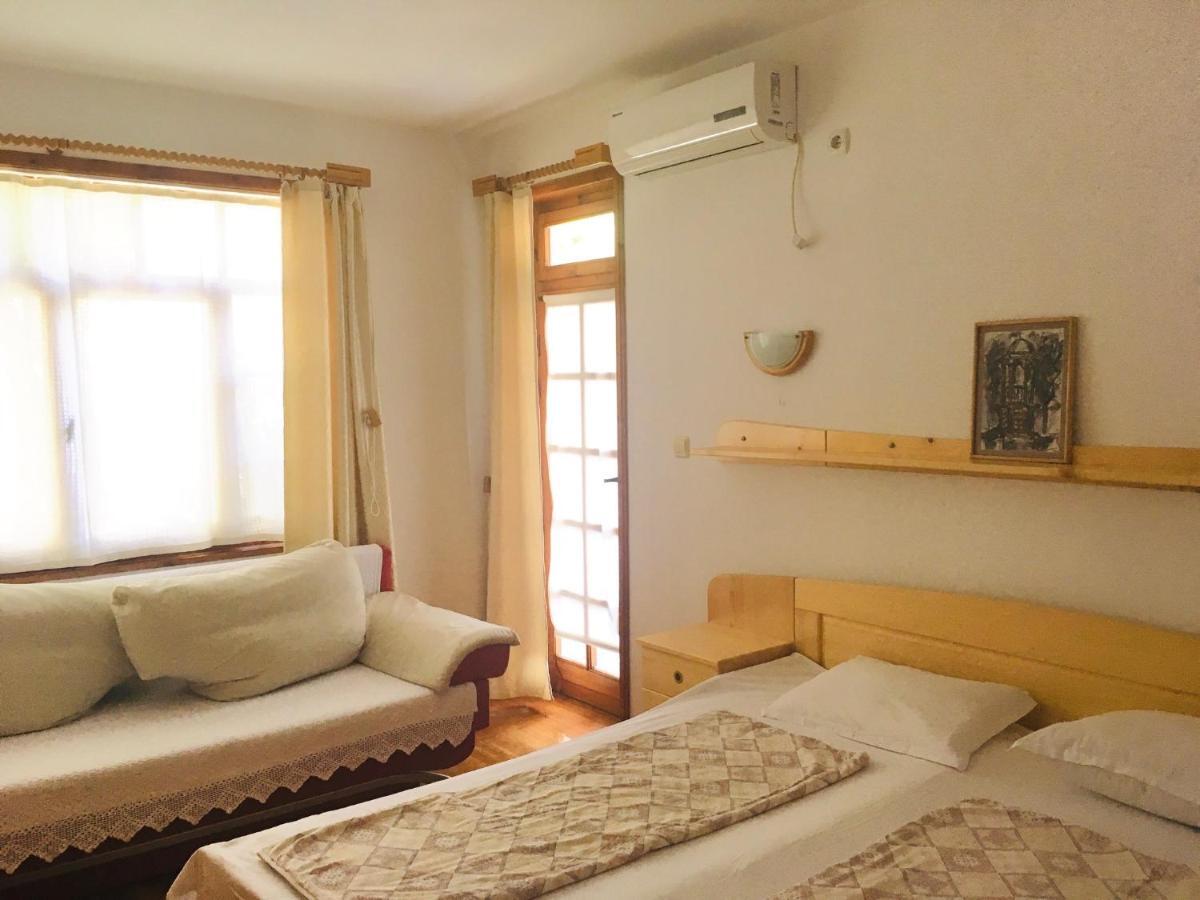 Guest House Barbov Obzor Bagian luar foto